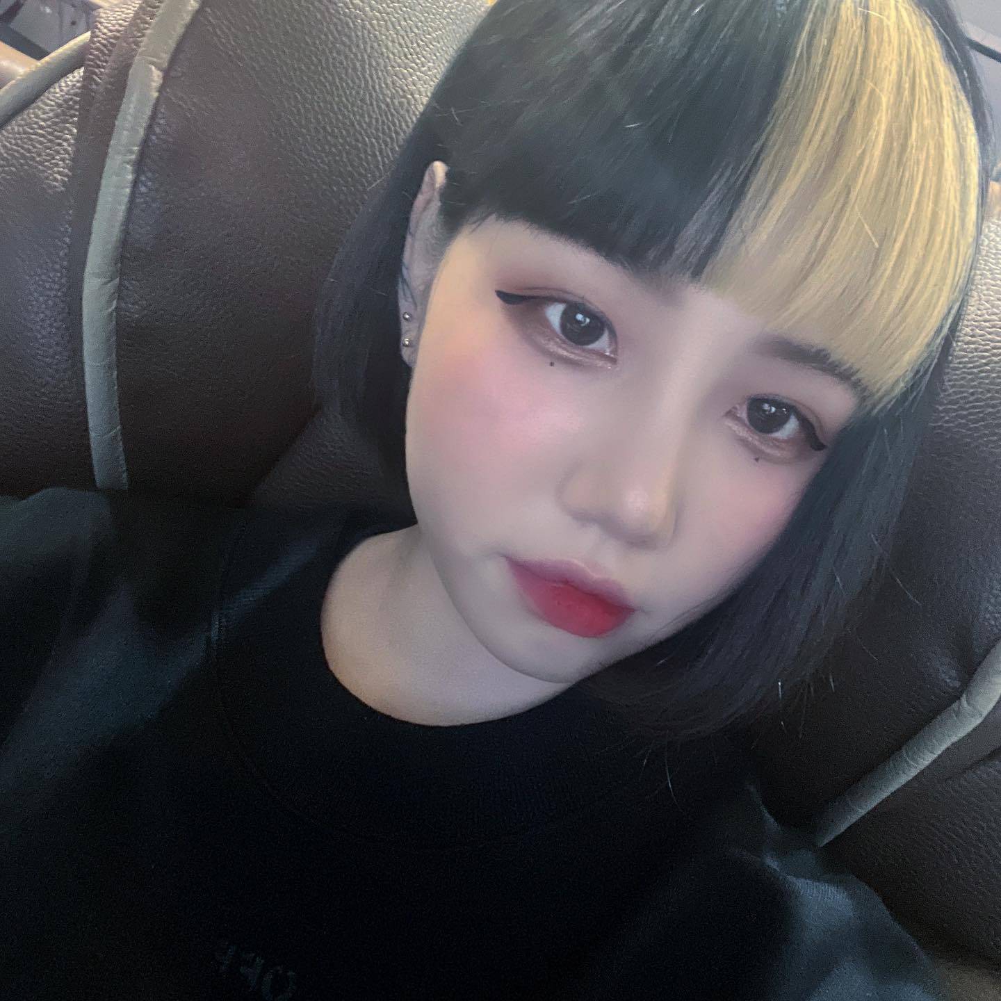 뭐 달라졌게😙
