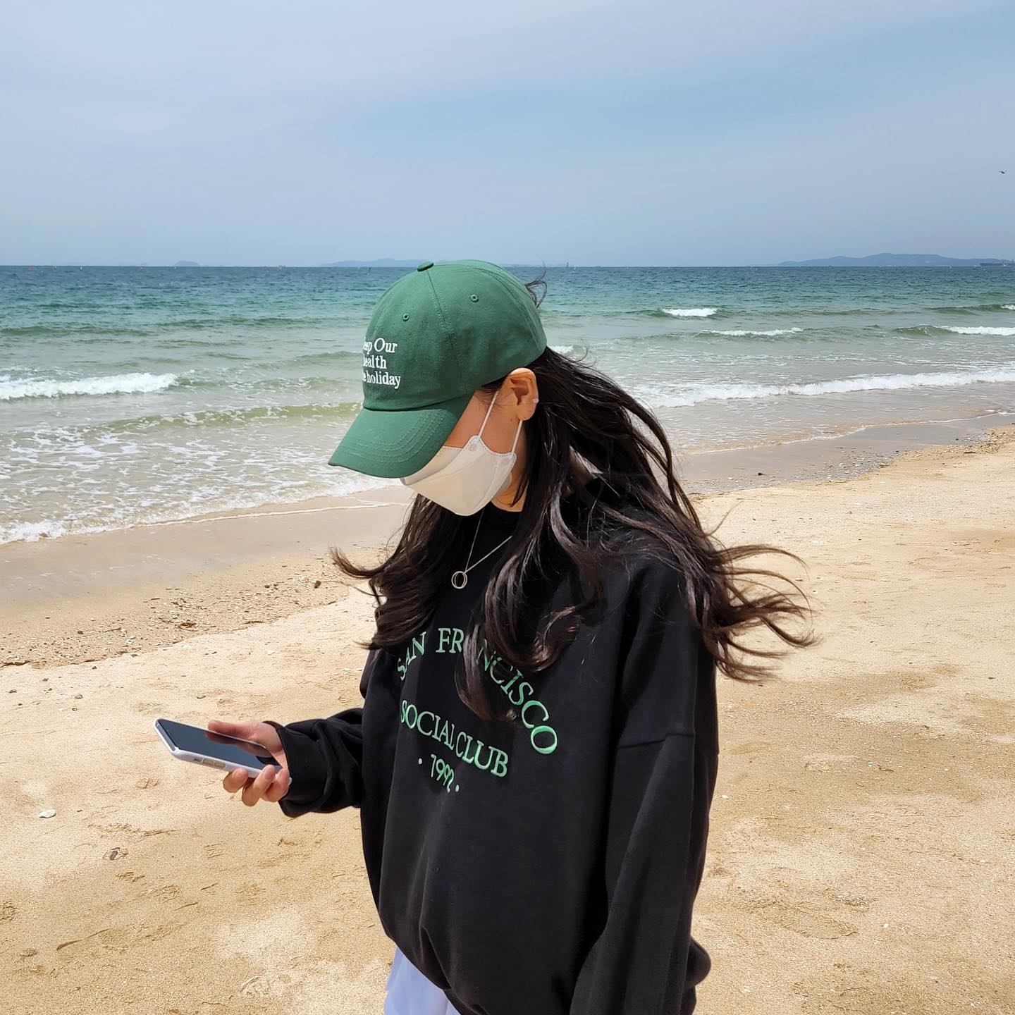 아플때나 기쁠때나 슬플때나 (주로) 화날때나 지켜주는 이제는 또 하나의 가족으로써 #퇴사는같이혀