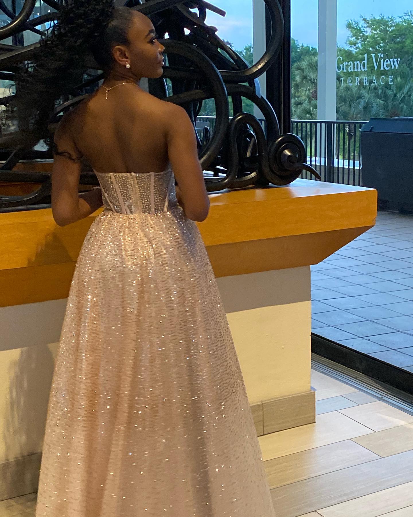 the girls were out ,, 
prom ‘22 💞