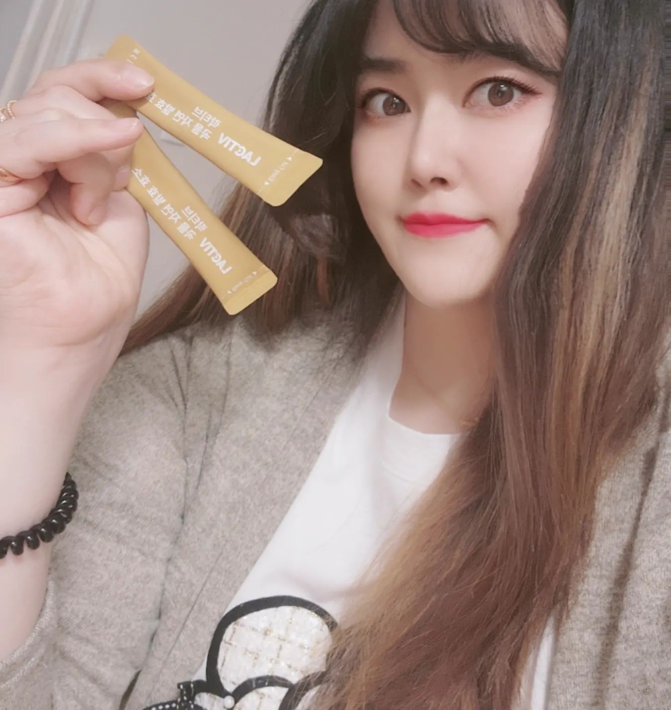 #협찬 

[락티브] 곡물 자연 발효 효소⚘️

의학박사 오은영이 배합한 #오은영효소
15가지 곡물을 사용한 #100%국내산곡물발효효소 🤩🤩
정제효소는 ZERO!!
효소 역가수치 30만 unit 이상!!
인절미 맛으로 부담없이 먹을 수 있는 오은영효소!!
곡물맛이라 맛있어서 자꾸 손이가요~🥰🥰

🏷Thank you lactiv.official

#효소 #오은영효소 #락티브 #락티브효소 #효소추천 #곡물효소 #발효효소 #곡물발효효소 #건강 #건강스타그램 #효소챙기기 #필수템효소 #건강관리
#인플루언서 #첫줄 #좋반