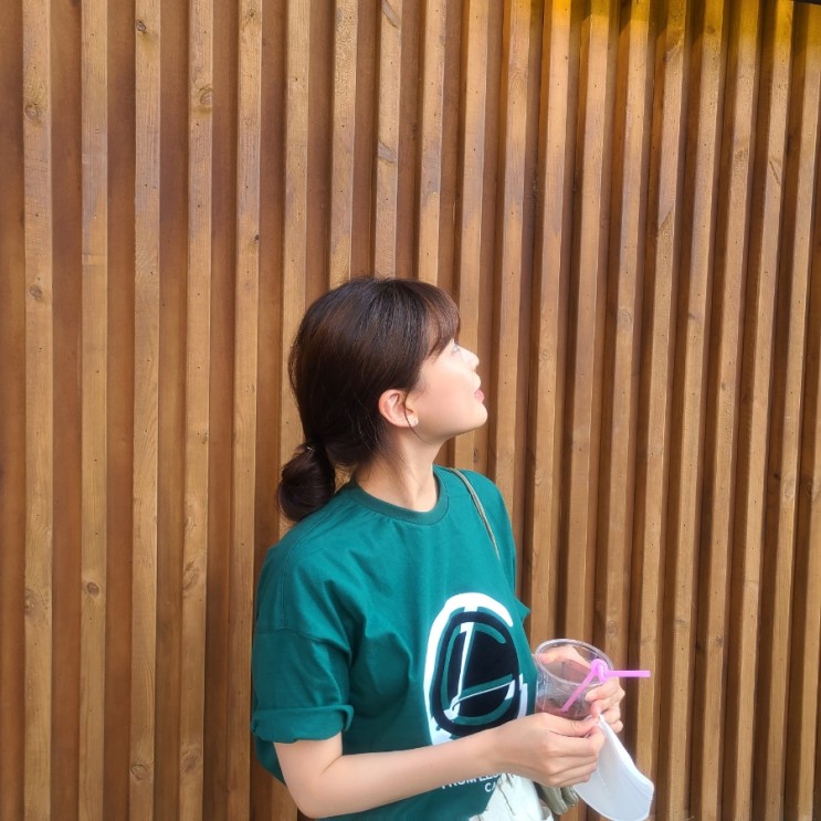 친환경패션브랜드 까를로 CARLO 반팔티 데일리룩