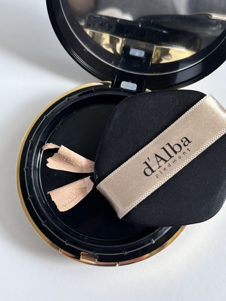 [달바d'Alba] 갈아쓰는 팩트 :: 달바 스킨 핏 그라인딩 세럼 커버 팩트 21호 (aka. 달돌팩)