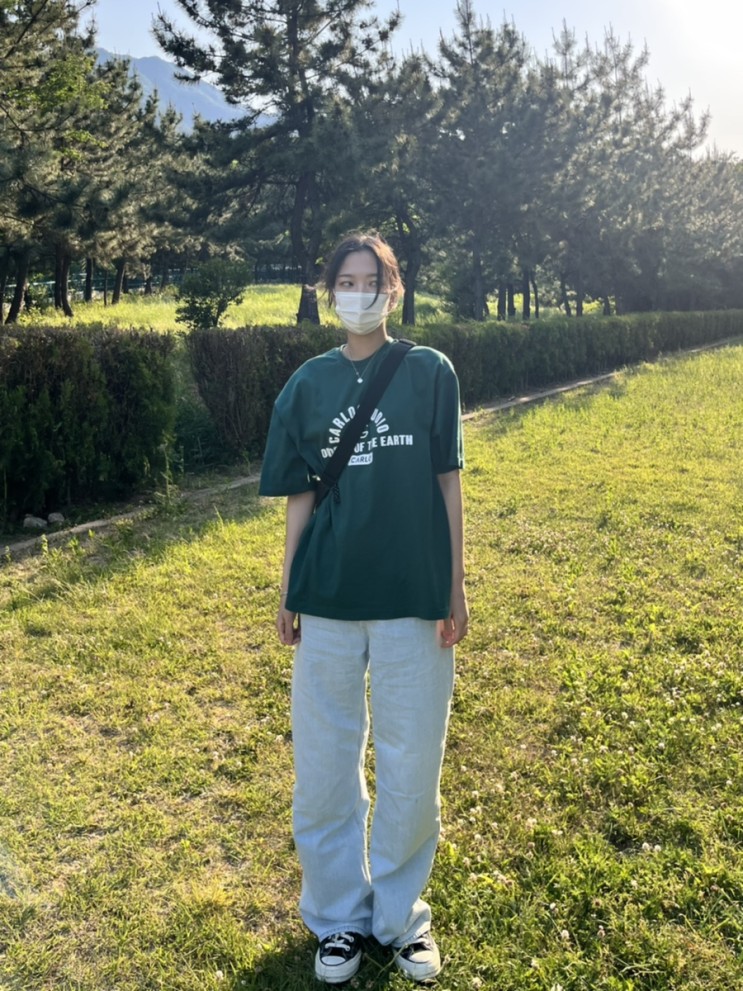 [까를로 CARLO] 친환경 의류 브랜드 · 친환경 원단 티셔츠 :: 2022 S/S 시즌 까를로 로고 티셔츠 · 그린