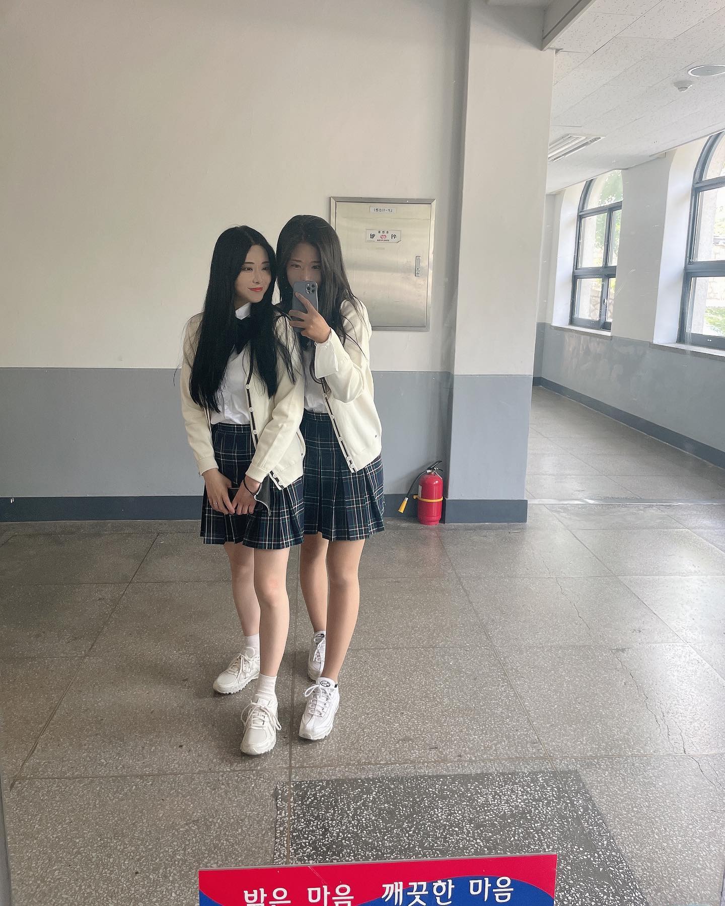 5랜만에 교복~ 
교복입고 다시한번 느낌;;
