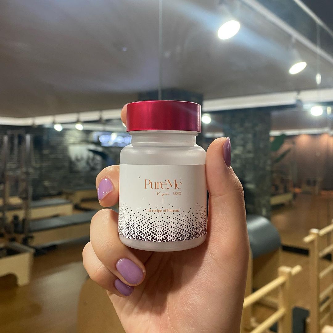 NARI on Instagram: “#광고 하루에 세번씩? 하루에 세알씩!!! 데일리 클렌즈 브이퓨🫶🏻 동물실험없이 만들어진 착한 제품이니 다들 주목!!! 프리미엄 유기농 클렌즈 대표 성분인 보검선인장,