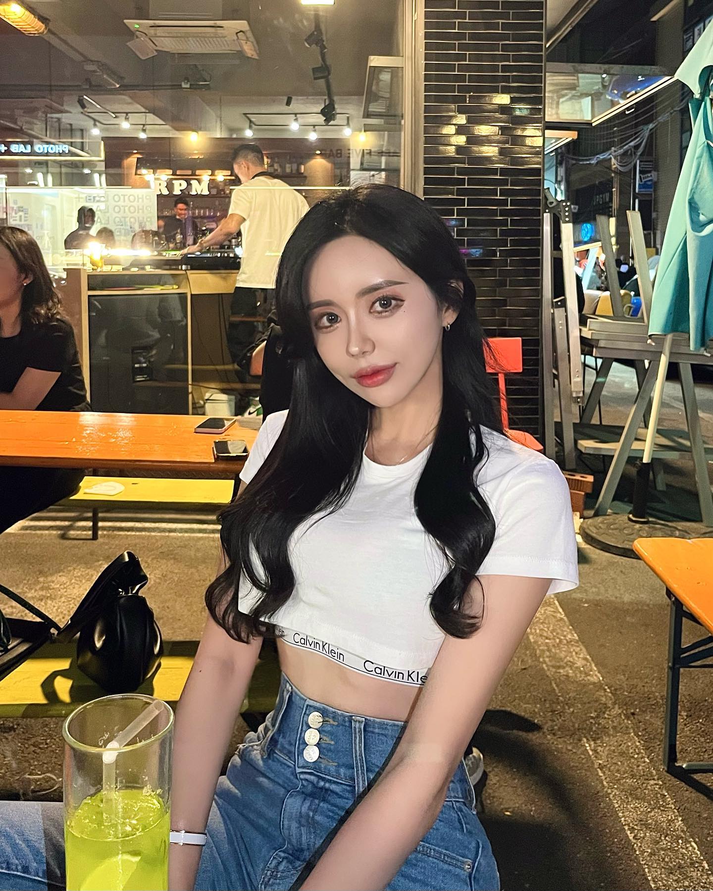 언더붑~ 은 못하겠고 언더캘빈클라인