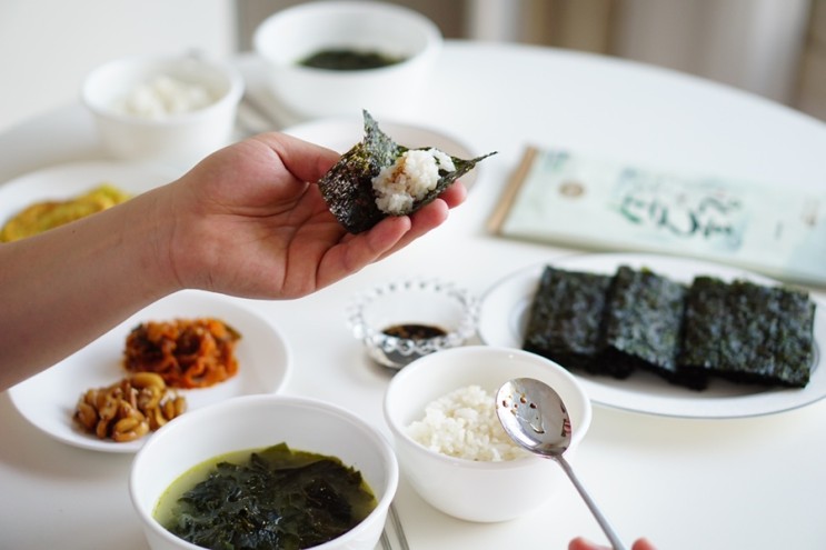 바다소리 두번 구운 곱창 생돌김 맛있네!? 밥도둑이 따로 없구만