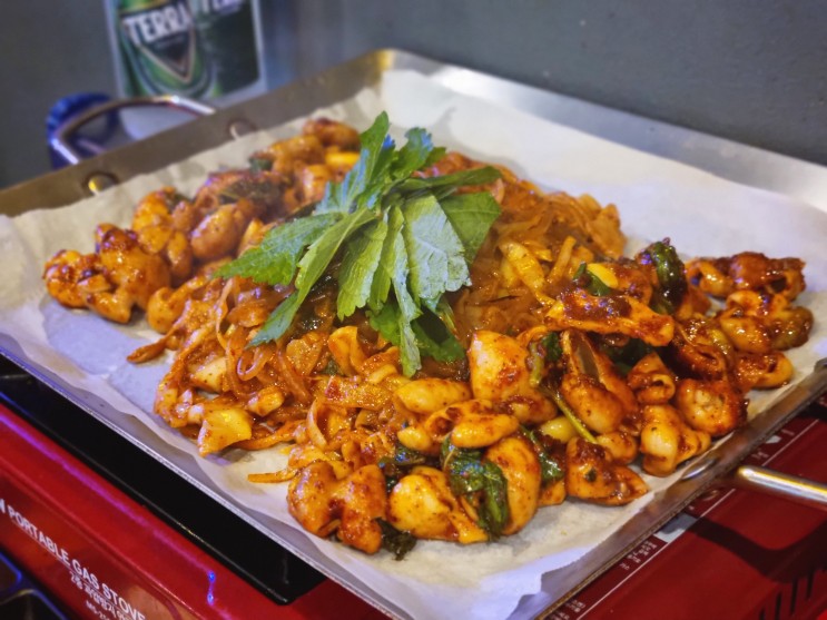 [선릉 맛집] 양 많고 맛있는 야채곱창과 알곱창 맛집, '꿀때기곱창'