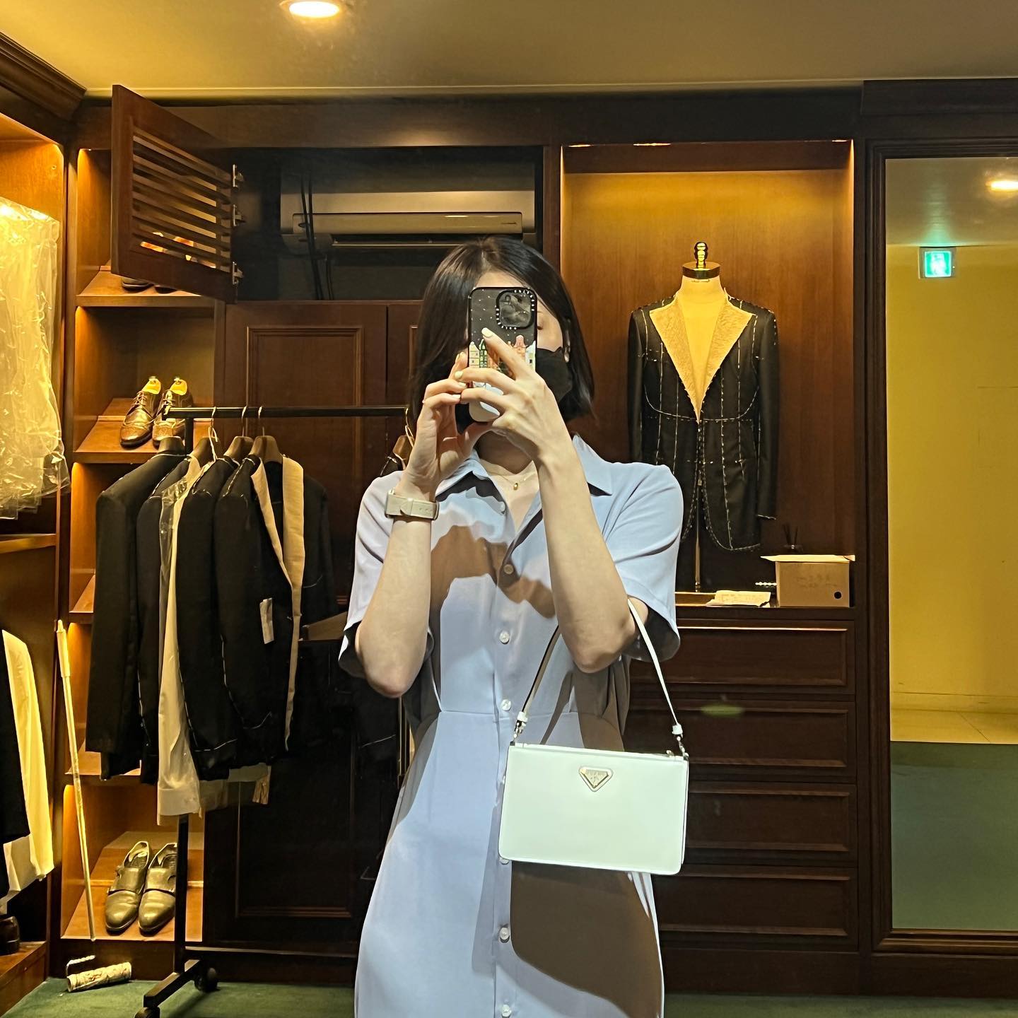 ??? 두번째 팔근육뭔데..😅 튼튼하군
.
.
.
.

#데일리#셀카#셀스타그램#거울샷#데일리룩#오오티디#맞팔#선팔#좋아요