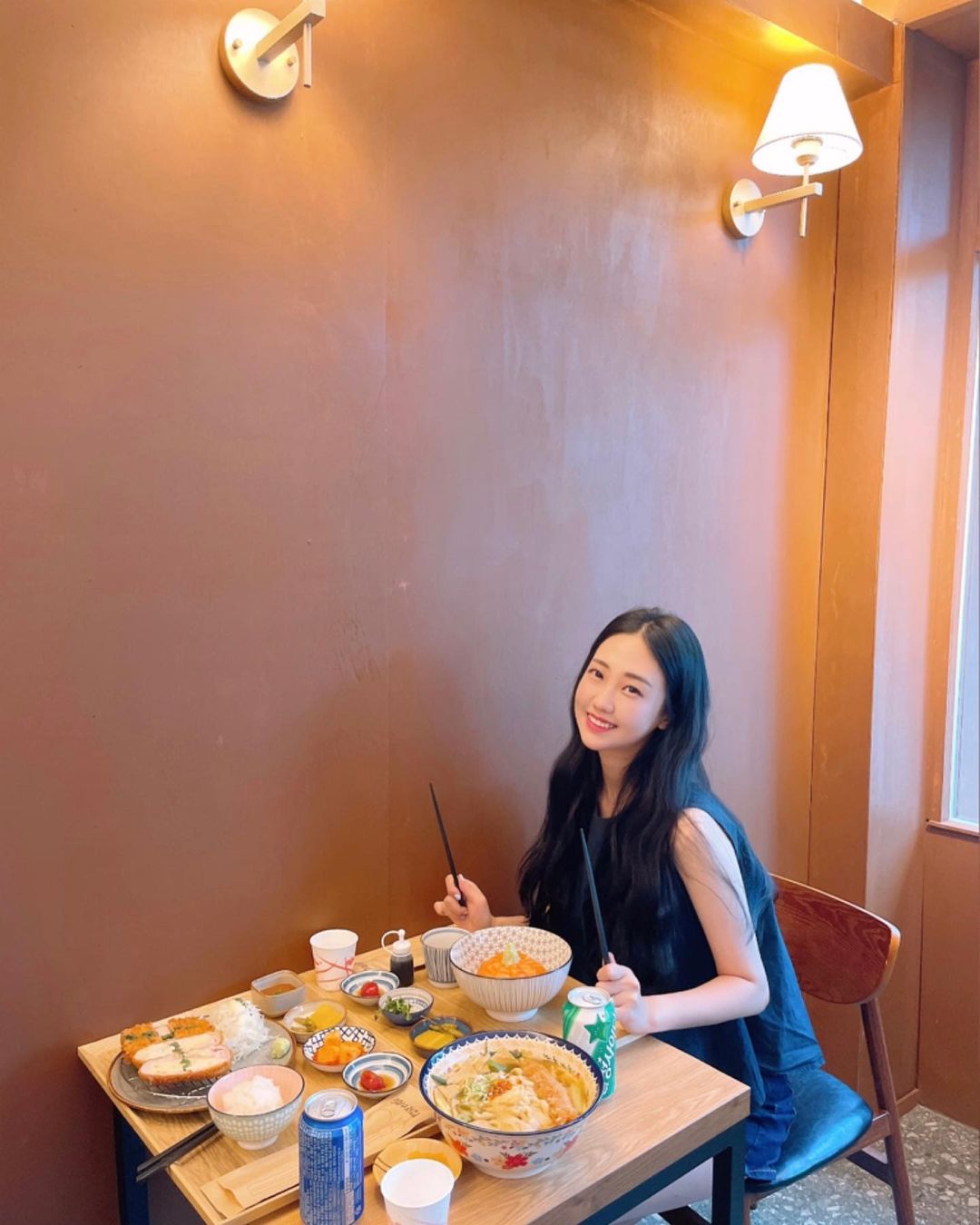 ʚ◡̈⃝ɞ on Instagram: “- #협찬 면목동에 위치한 혼밥하기 딱 좋은 이쁘고 고급진 식당💛 멀리 나가지 않고 동네에서 남편이랑 분위기 내기 딱 좋은ㅎㅎ 혼밥하기도 좋지만 부부나 커플도