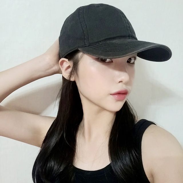 별 on Instagram: "이렇게 편안한 모자는 정말 오랜만인 거 같은데🥺 거기다가 색감이 진짜 내가 원하던 그레이..💜 #광고#롸잇히어#right_here#righthere#모자추천#여자쇼핑몰#남자쇼핑몰"