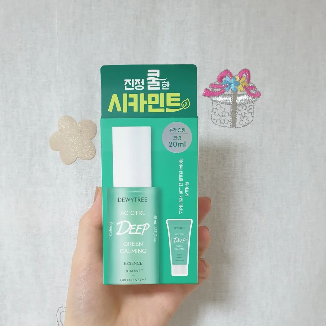 ๑•‿•๑ on Instagram: “#협찬 #제품제공 #이벤트 여름에 필수인 쿨링과 진정을 함께 느낄 수 있는 💚듀이트리💚 AC 컨트롤 딥 그린 카밍 에센스🌿 이번에 좋은 기회로 제품 제공 받게 되