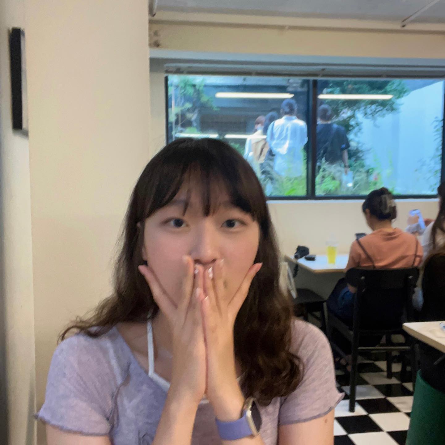 카페 두 탕 뛰기