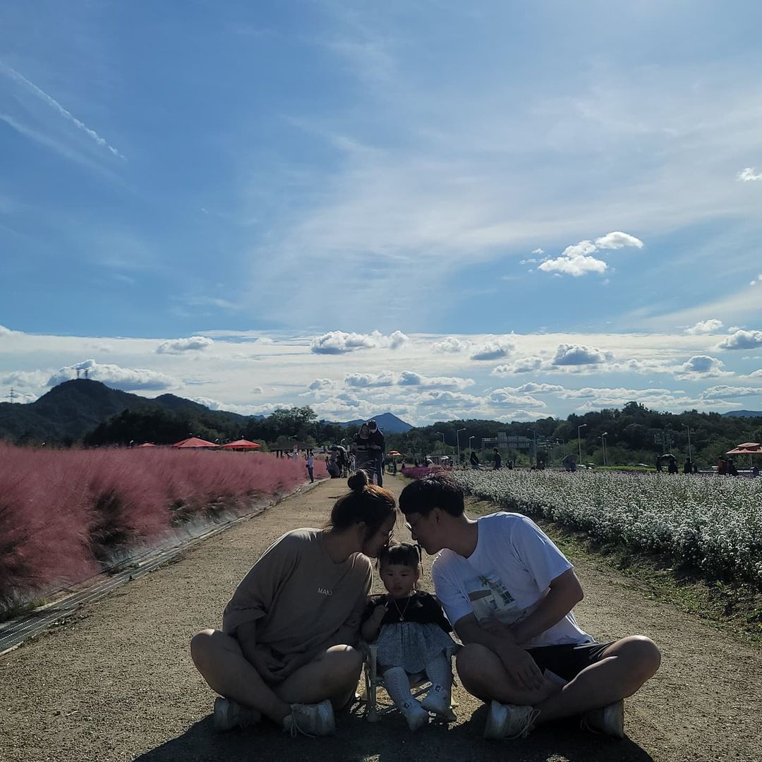 @jeonga_0321 shared a photo on Instagram: “2021.09.26 🌲결혼한지800일, 옌437일🌲 추석때 못가서 아쉬웠는데 이번기회에 갔는데 눈치게임실패 사람이 너무너무 많았다ㅠ.ㅠ 이제야 알게된 우리의 결