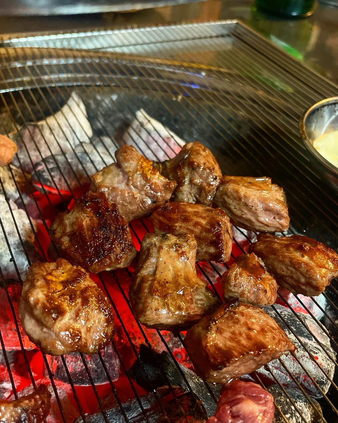 웅녀이야기 on Instagram: “[뚝방삼지창] 대구 갈매기살 맛집❤️ 친구가 맛집이라고 델고간 식당인데 ! 진짜 맛있었어요 !!! 고기 다 먹고 해물된장찌개까지!!! 완벽했던 대구 식도락여행❤️