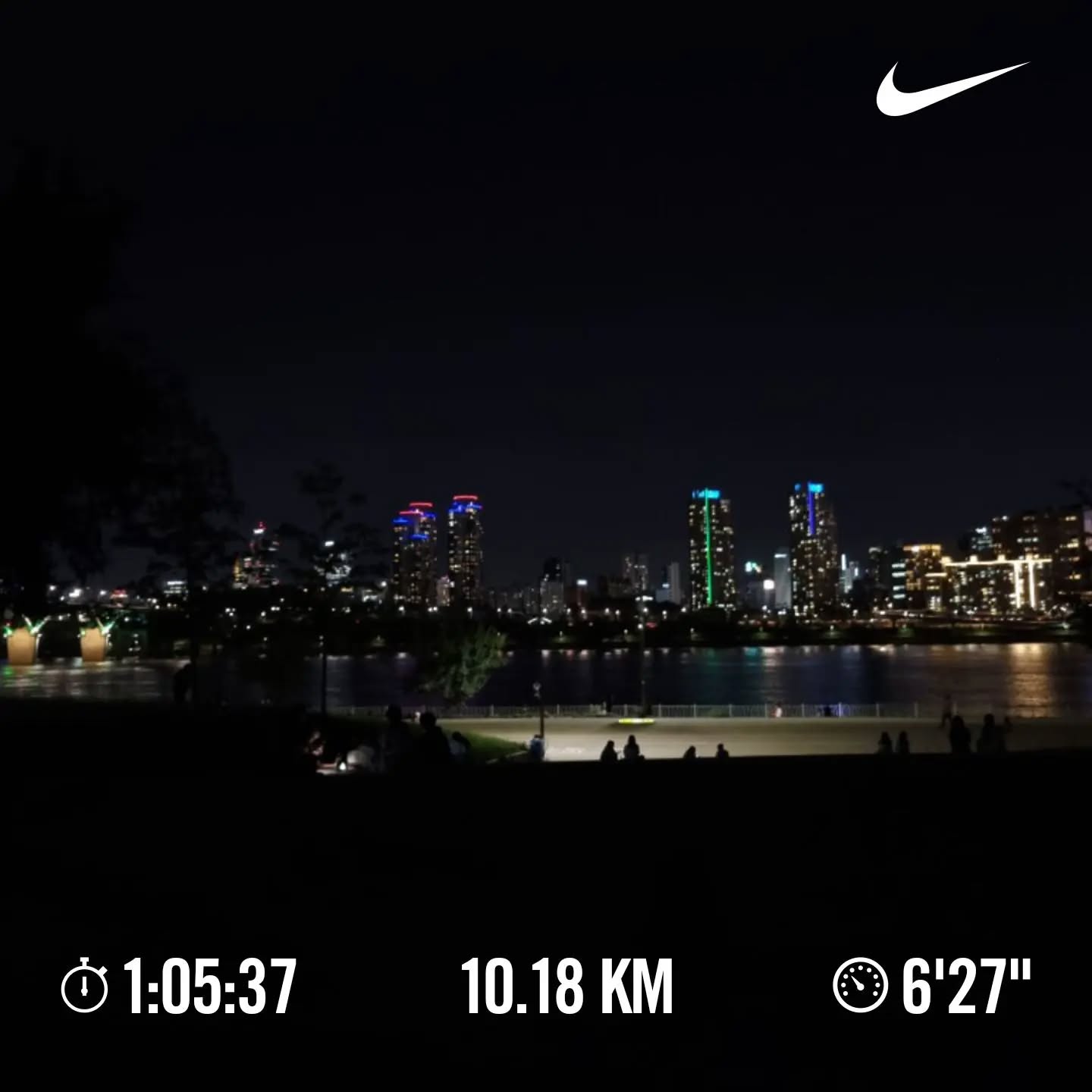 오랜만에 #10kmrunning
#서울레이스 얼마 안남았는데...
기록단축 언제하지
장거리는 시작도 못했는데🥲

#러닝 #한강러닝 #10kmrun #런린이 #마라톤준비 #하프마라톤 #헬린이 #운동스타그램 #런스타그램 #운동하는여자 #운동하는직장인 #나이키런 #나이키런클럽 #nrc #nikerunclub #하프마라톤준비