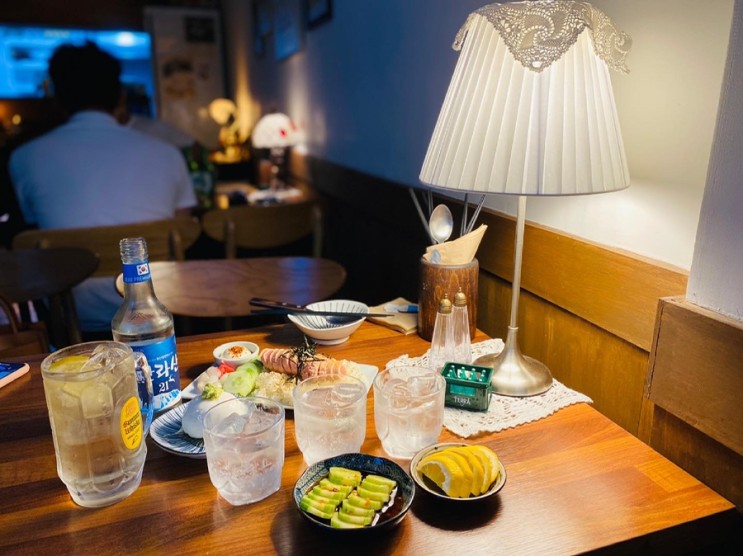# 영등포구청 술집 / 작은술집원지 / 작은 매장 빼고 다 큰집 / 찐맛집!!! (+메뉴판)