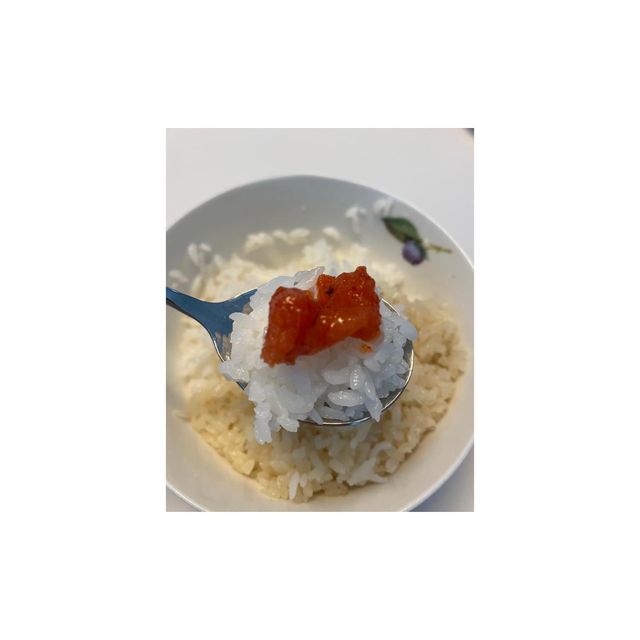 ⠀⠀ on Instagram: "국내산 오징어를 사용해 쫄깃하며 매콤한 맛이 중독성이 느껴지는 끼닛 오징어젓갈 어릴적 할머니댁에서 먹던 맛이 떠올라 가족들 생각이 나네요, 마늘향이 퍼져서 알싸하