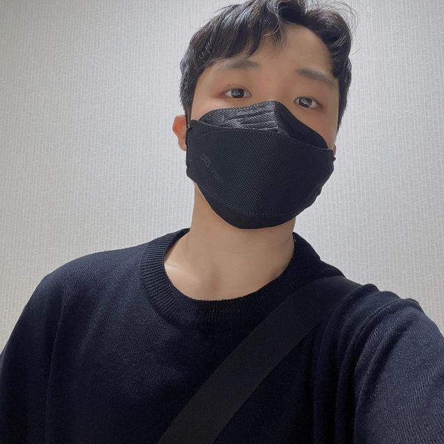 @_zeeeeen on Instagram: "#제품제공 @changefit.official 웨이트 6개월째(바프 준비 2개월째), 일주일 중에 일주일을 운동하는 프로 #헬린이 닭가슴살은 너무 물리고, 단백질바는 포만감에 비해 칼로리가