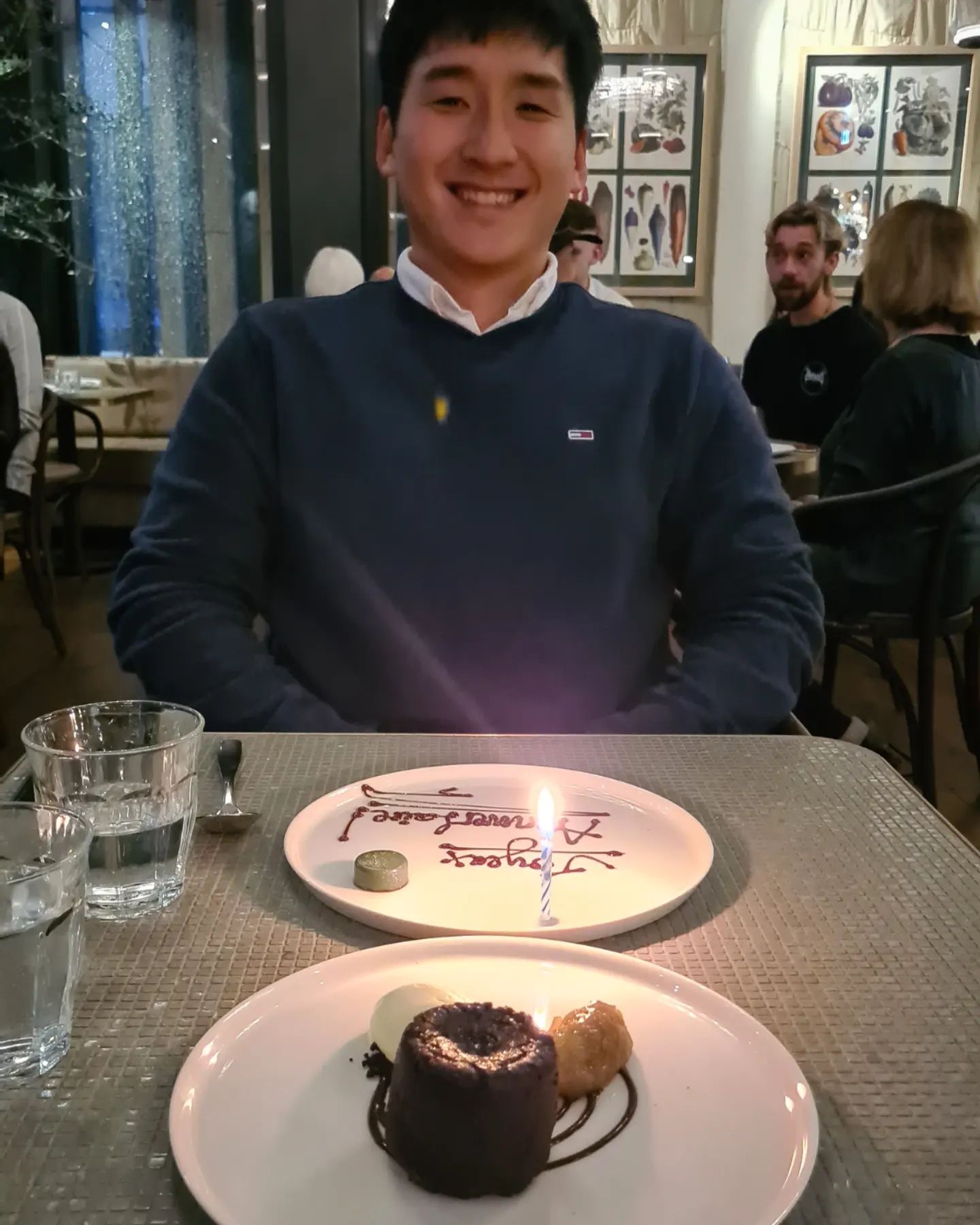 함께하는 4번째 생일🎂
행복하자❣️

#bday#birthday#bdaymood#origine#frenchcuisine#🇫🇷#auckland#saturday#night