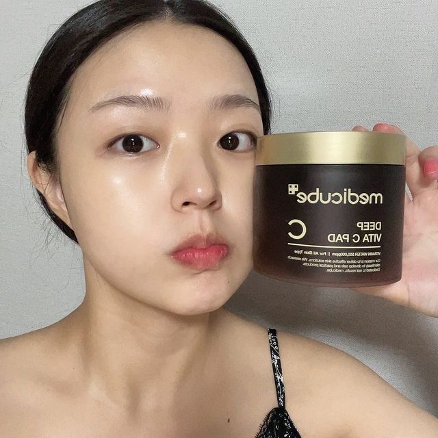세영 on Instagram: "#광고 메디큐브 최고다 진짜루.. 🥹 임신하면 피부가 난리 난다는 말에 리하 땐 엥? 했는데 하투 품고 있는 지금은 기미가 엄청 올라와서 속상한ㅠㅠ 그런 내게 딱 필요한