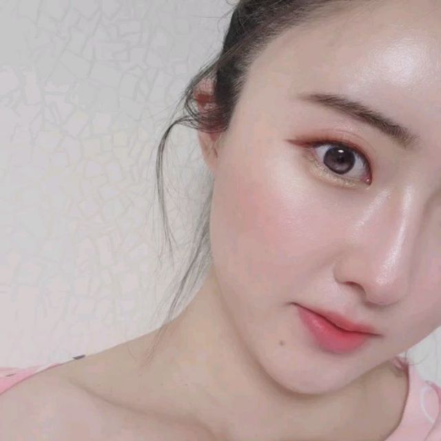 김혜영 on Instagram: "#광고 피부 속까지 콜라겐 급속충전가능한 3단계 물광&리프팅 케어💗 메디큐브 콜라겐 3종은 초저분자, 고함량 콜라겐이라서 피부 속을 콜라겐으로 탱탱하게 꽉꽉 채워
