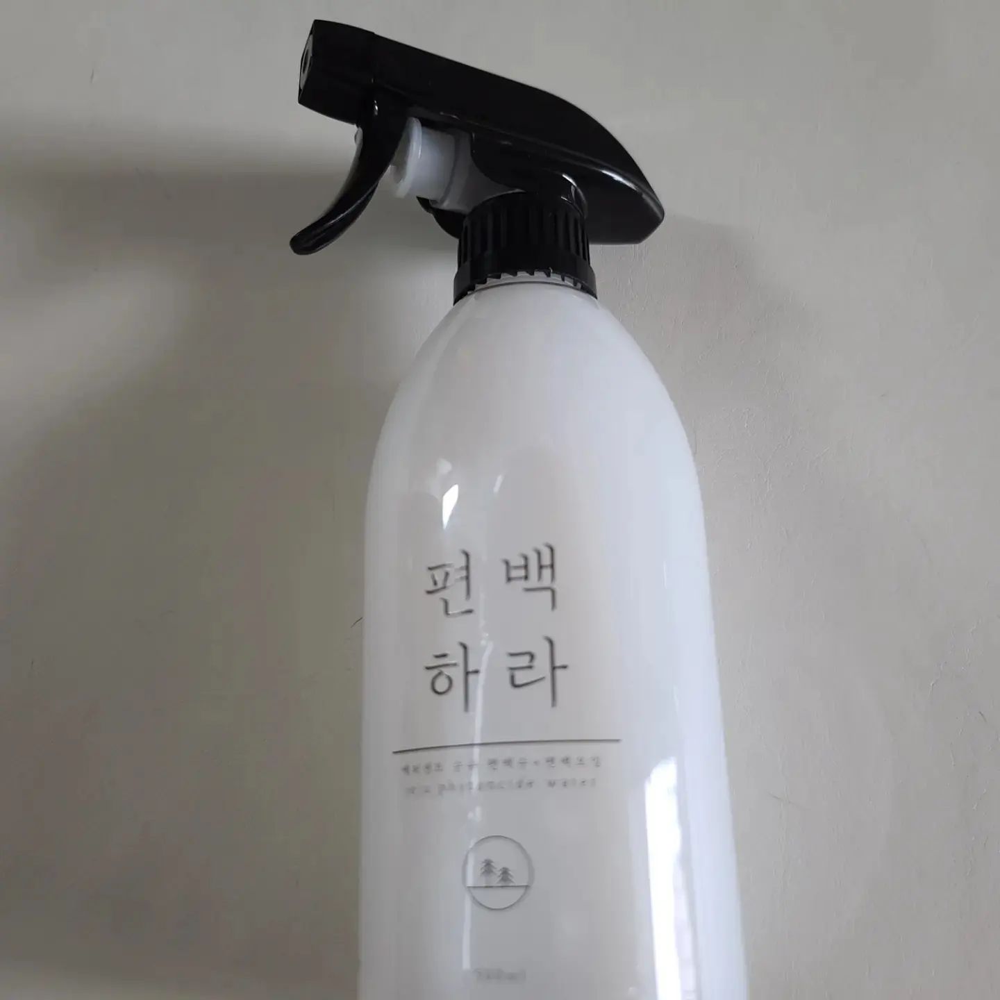 #할인구매 pbhara_official #편백하라 #피톤치드스프레이
향이 너무 좋고 탈취력이 좋네요 
강아지 키우는 분들은 아시겠지만 은근 강아지들이 냄새가 나는데 ㅎㅎ 옷에 밴 냄새는 너무 쉽게 잡히고 강아지 정수리에서 나는 냄새도 잘 잡히네요 ㅎㅎ 향균효과 굿인듯 합니다
#피톤치드탈취제 #홈케어 #항균탈취제 #집먼지진드기 #환절기템 #일상템 #천연성분 #천연탈취제 #신상품나왔을땐
