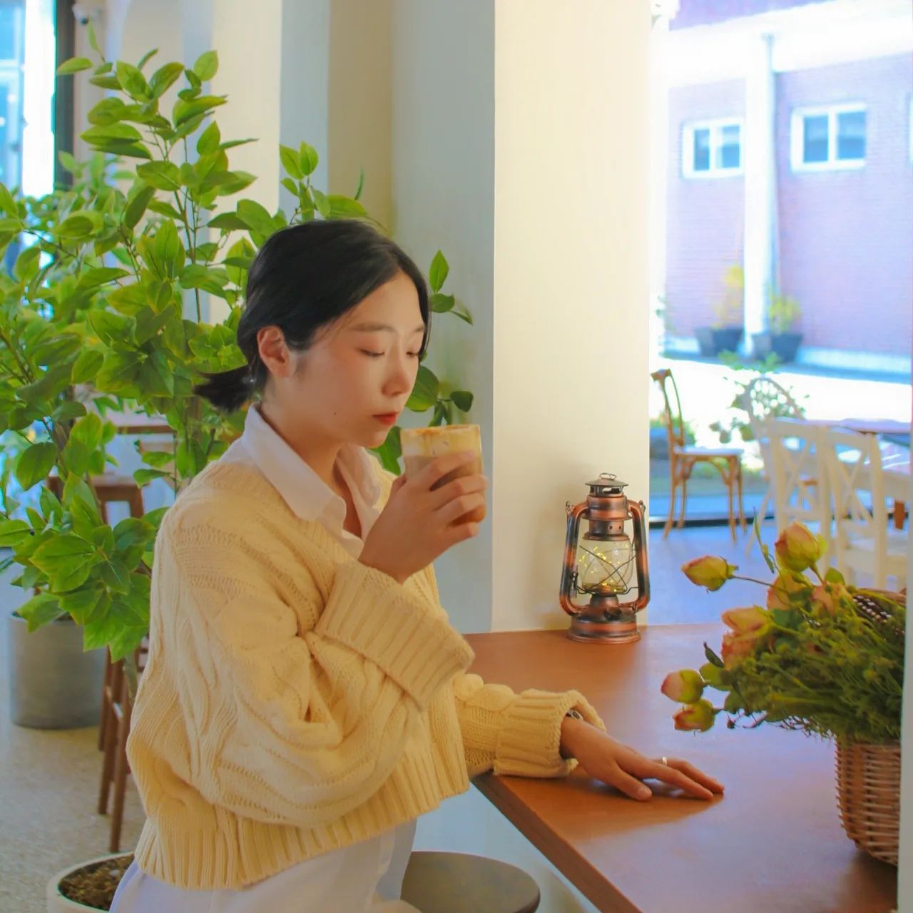 따뜻한 햇살이 가득한 오후🌞

더 자세한 내용은 피드에 있는 블로그 확인해 주세요 ❤️ 

#포천카페 #포천어가길베이커리카페 #어가길베이커리 #포천데이트코스