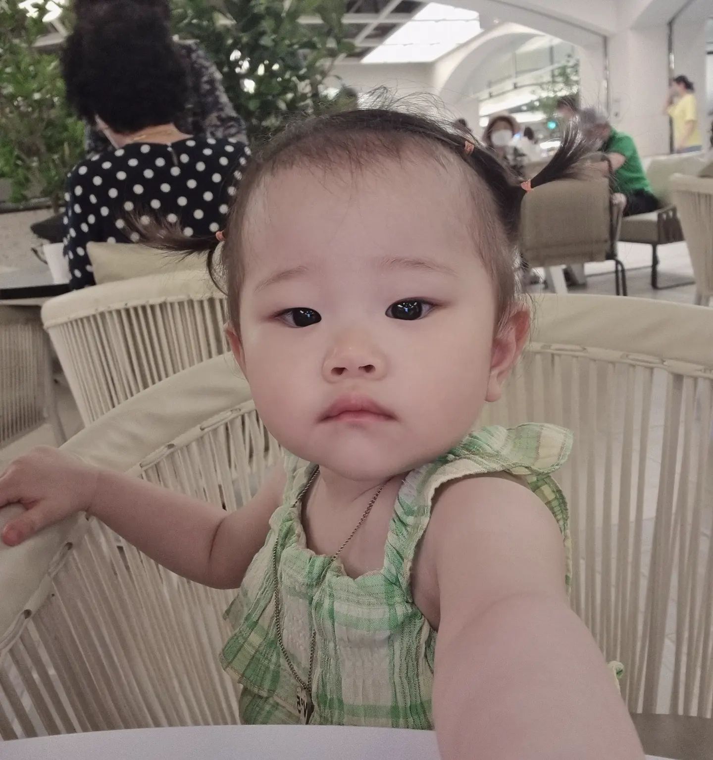 수아맘🤱 수아 452일차👼

요즘 못마땅할때마다 짖은 수아의 귀요미 표정

#인스타베이비 #아기모델 #딸맘 #도치맘 #맘스타그램 #예쁜아기 #슈프림 #supreme #커피맛집레스이즈모어 #맘소통 #소띠맘소통 #소띠맘 #육아맞팔 #육아소통 #육아정보공유 #소띠육아소통 #육아일기 #육아소통맞팔#맞팔해요 #소통환영 #선팔맞팔 #좋반사 #댓반사 #fff