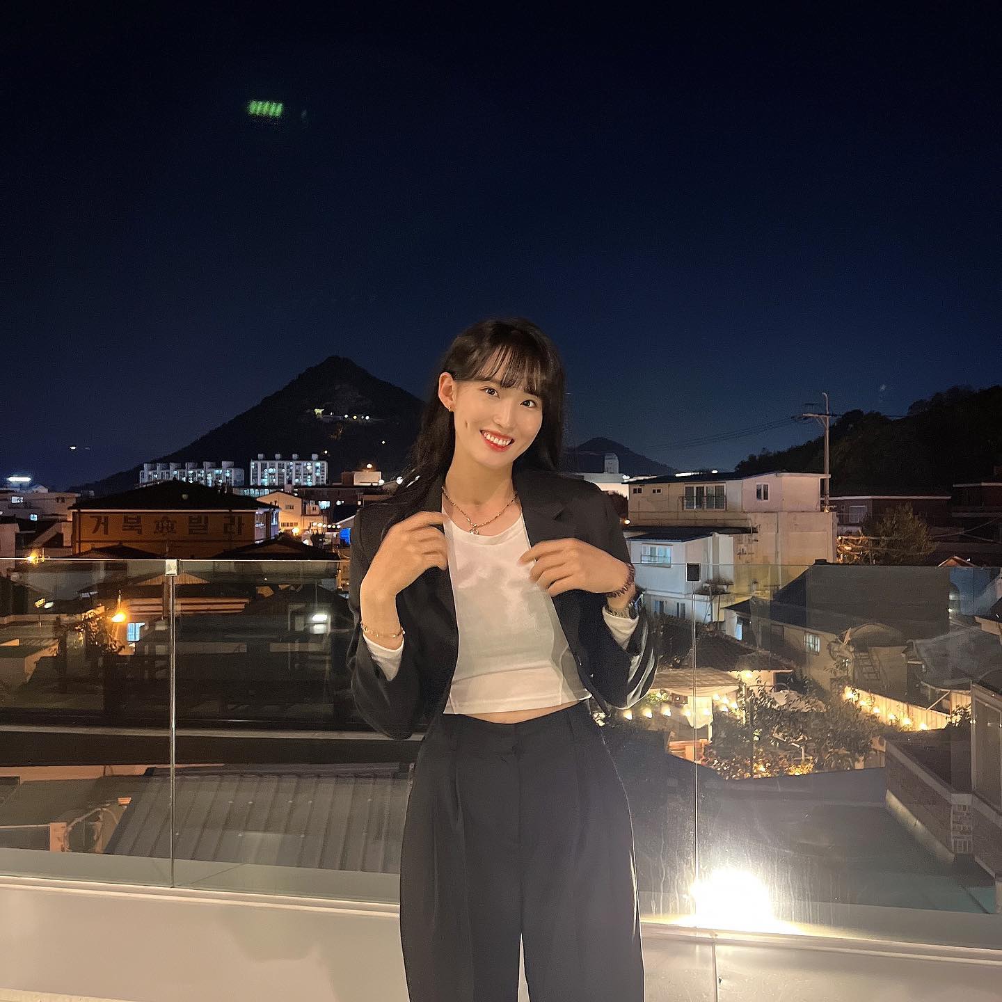 야경이 너무 이쁜 날
.
.
.

#클러스터즈 #봉황동 #야경 🥹