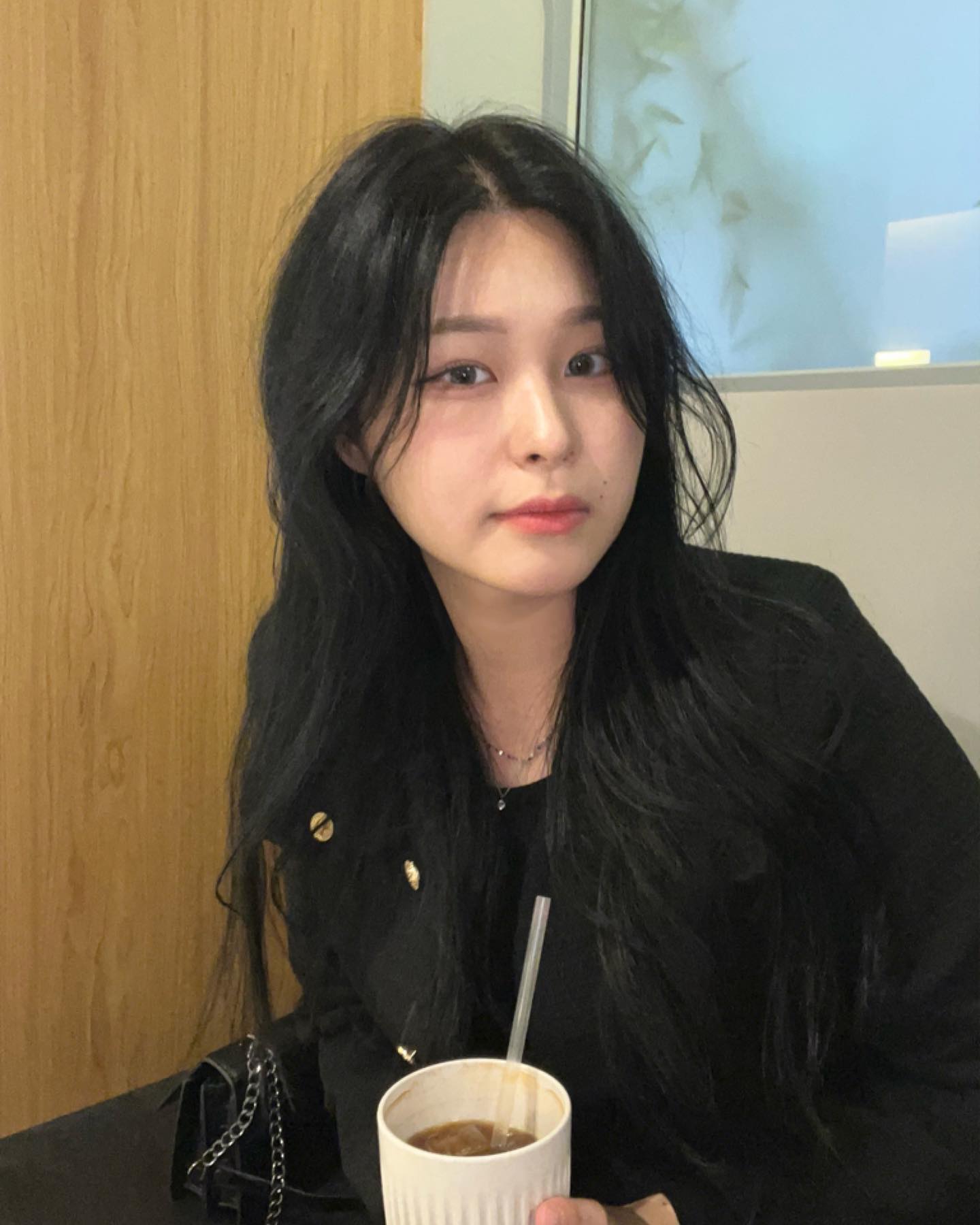 이은지 특 
: 화장하면 피드 올림
