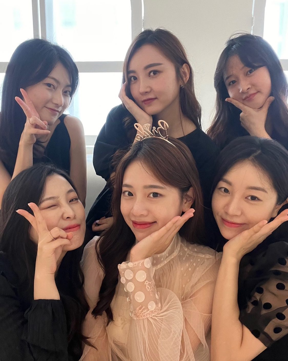💓
세상에서 제일 예쁜 신부
아낌없이 줄수있는 내쩌니
이제 너의 1번은 내가 아니여도
나의 1번은 언제나 너야 
온마음 다해 축하해 사랑해 🫶🏻
#눈물콧물 #눈물콧물범벅 #눈물콧물질질 #눈물콧물줄줄 #눈물콧물쏙뺌