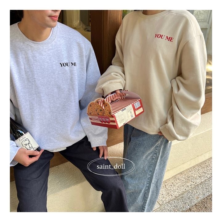 ⠀
⠀
⠀
오랜만에 인사드려요!!
다들 잘지내시죠?
이쁘고 편한 맨투맨이 있어서
소개드려요 ㅎㅎ
⠀
⠀
⠀
⠀
* 양면맨투맨 *
⠀
Color : 베이지 , 백메란지
⠀
Size:SMLXL/JSJMJL / MOM
⠀
혼용률 :코튼 100
⠀
​
⠀
양면으로 입을수 있는
캐주얼하게 코디하기 좋은
맨투맨이예요 ㅎㅎ
​
따뜻하고 부드러운 양기모 원단에
성인사이즈는
엄마 , 아빠도 함께 할수 있는
오버한 핏으로 준비했어요
⠀
문의는 댓글 or DM or 오픈채팅 주세요 👀
⠀
⠀
⠀