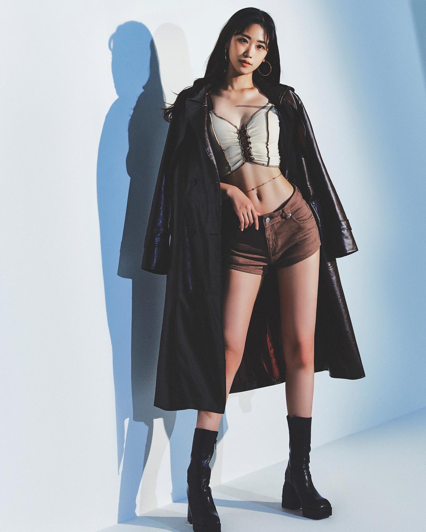 🥨 Body profile 🥨

Photo studio_rapt 
H & M makeupbyyoung__ 
Coaching jong8mon
Clothes hm , nayeon_.s 
With _sb.dr_

___________

옆에서 응원해주고 같이 으쌰 우쌰 해서 찍은 바디프로필🤠

주변에 멋쟁이 친구들도 응원해주고 정신적으로 많이 도와줬다!
만나면 먹을 수 있는 것도 적은데 나한테 메뉴도 맞춰주고 먹는 즐거움 대신 이야기하고 소소한 즐거움을 줘서 고마워 친구들 언냐들아 💋

외부에서 메이크업 받은게 처음 이었는데 너무 재미있었고 나랑 어울리는 찰떡메이크업 덕분에 이미지 변신까지 ~,~ 
다음에 원데이 클레스로 나한테 어울리는 메이크업까지 배워보고 싶은••

촬영하기 전까지 배경지나 컨셉에 대해서도 적극적으로 상의해주시고 처음찍는 바프에 자세까지 봐주시는 랩트 작가님, 이래서 랩트랩트 하나보다

쿨타임 돌아오면 또 한번 찍어볼까 무한히 고민중 ◡̈
