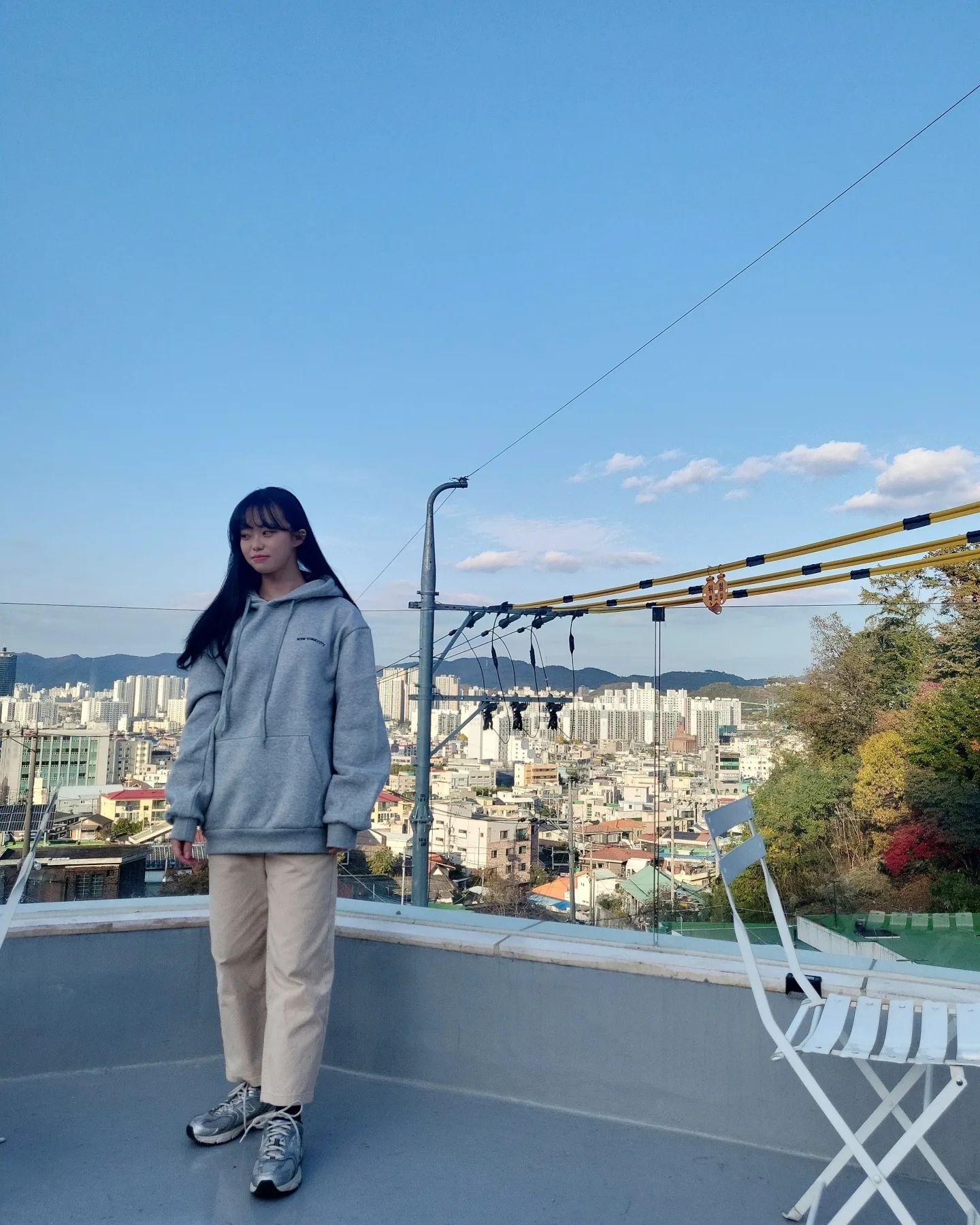 #협찬 
🔎 어반에이지 후드티
깔끔하고 원단이 부드러워서 어떻게 코디해도 예쁘게 입을 수 있을것같다😍

#어반에이지 #urbanage