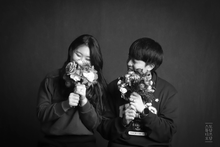 혜화데이트코스 특별한 하루를 흑백으로 기억하기 토담쓰담 스튜디오 대학로점