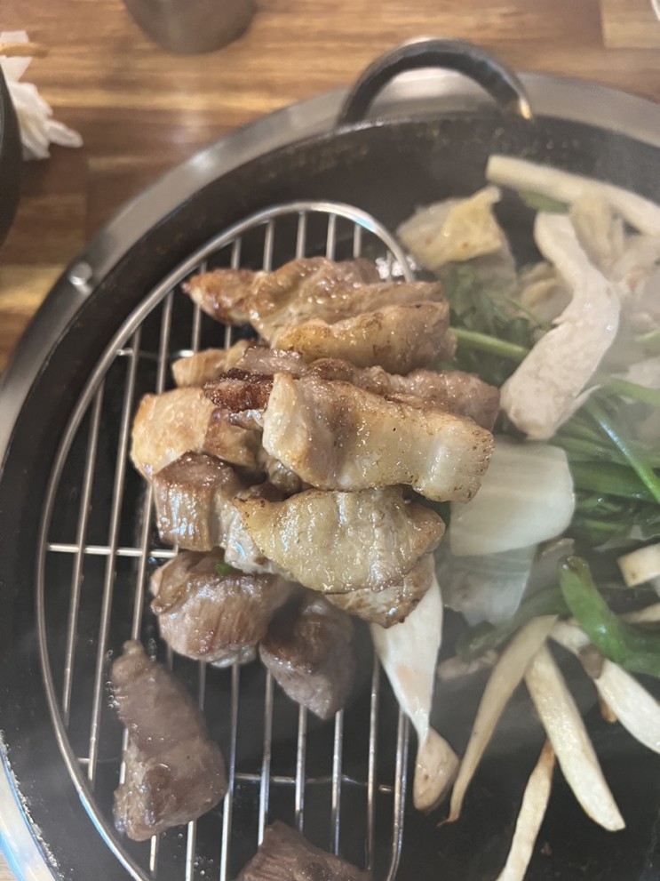 수원 매탄권선역 맛집 _ 팔청식당 이베리코 고기 맛집