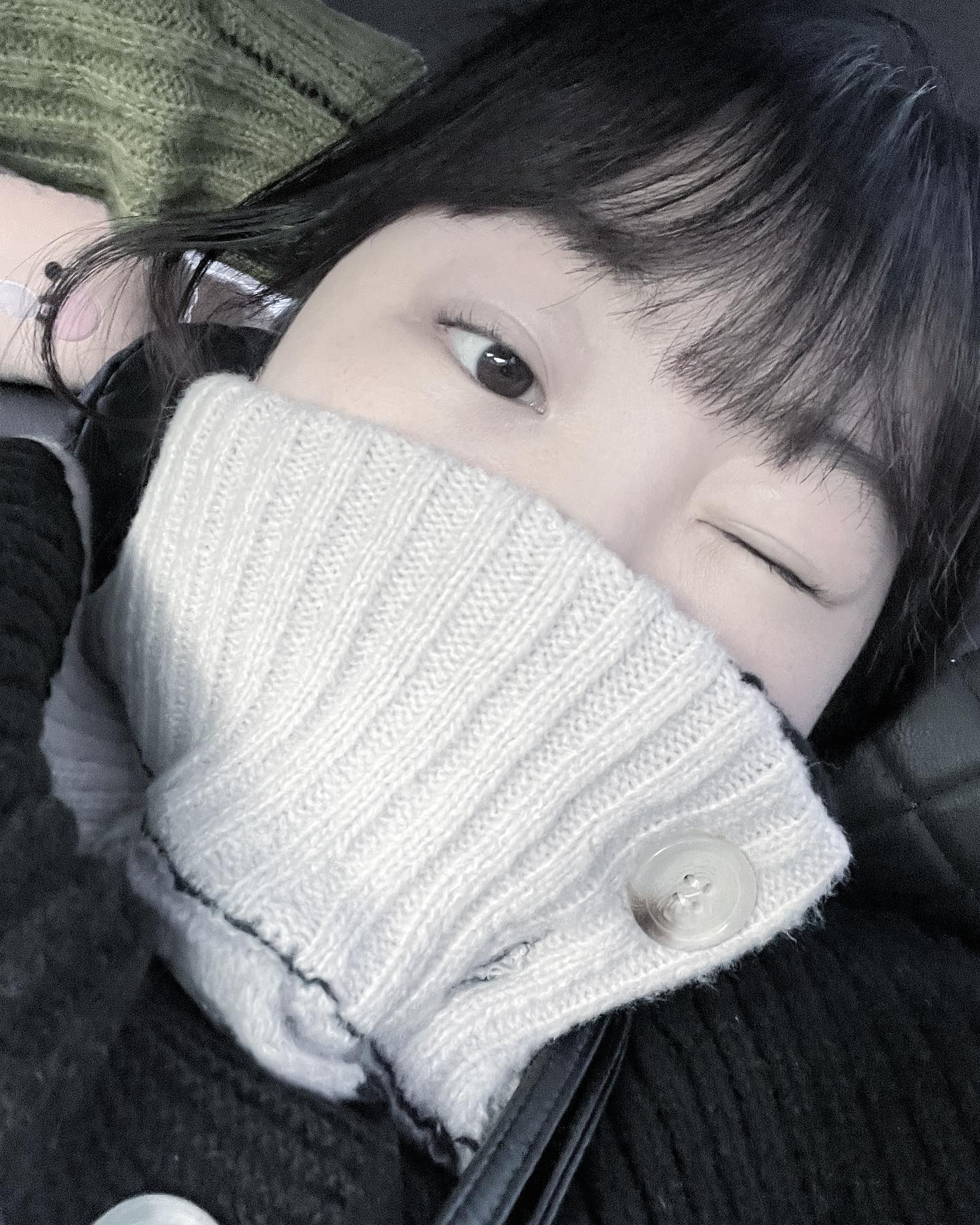 배색니트 겨울엔 요러코롬 입어 주십셔 🖤