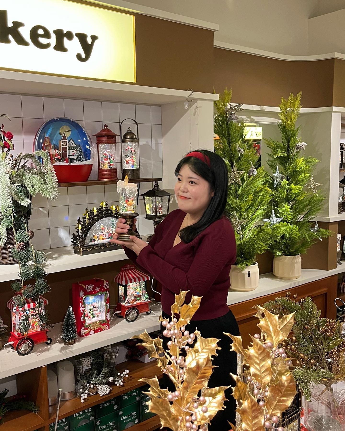 연말 분위기 너무 좋아
나 크리스마스에 진심인듯 🎄