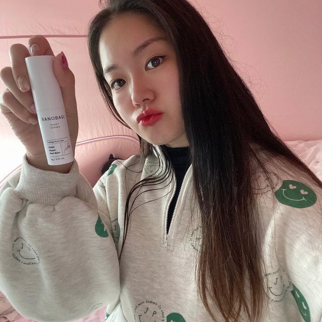 ℂ𝕙𝕠𝕚_𝔻 on Instagram: "🅱🅴🅰🆄🆃🆈 #바노바기 #바른서포터즈2기 로 만난 신제품#피디알엔리페어리얼밤 #스틱밤 사용후기 🤩 요즘 딱 피부가 건조한 시기😱😱 #제품협찬 으로 #