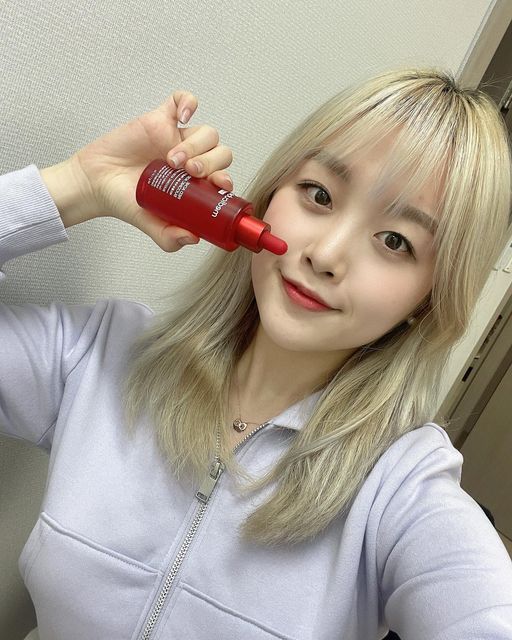 정은 on Instagram: "#광고#메디큐브 블랙헤드 화이트헤드 저자극 간단 케어 제품 ! #medicube#AD#@medicube_korea#메디큐브필링세럼#얼굴각질제거#필링젤#아크네필링"