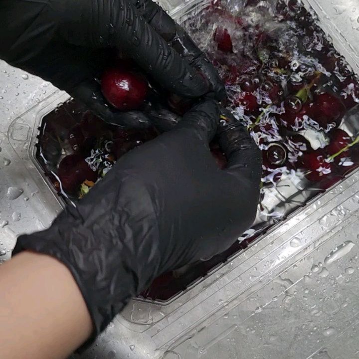 ⠀
라텍스 장갑!
청소할때나 요리할때 캠핑가서 사용하기더 너무 좋아요
손에 딱 맞고 들뜨거나 하지않고 좋네요
간단하게 과일씻을때도 좋아요 굿👍👍
⠀
#니트릴장갑 #라텍스장갑 #ad #주부아이템 #요리장갑 #김장용장갑 #주방용품 #주방핫템 #주방아이템추천 #청소 #뷰티 #일회용장갑 #홀스팜 #주방장갑추천 #부부그램 #야식 #과일 #체리

 https://smartstore.naver.com/horsepalm