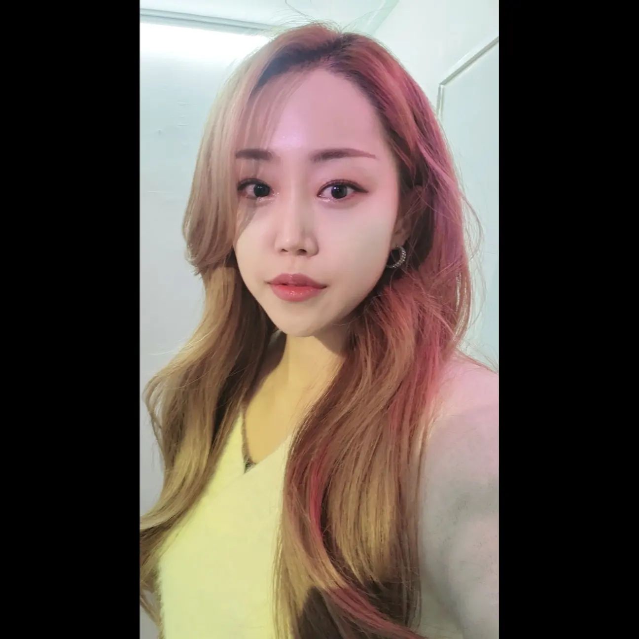 속눈썹 펌 하나로 이렇게 드라마틱 하다니
속눈썹펌만 했는데 연장할줄☺️
다음에 또 하러 갈게요