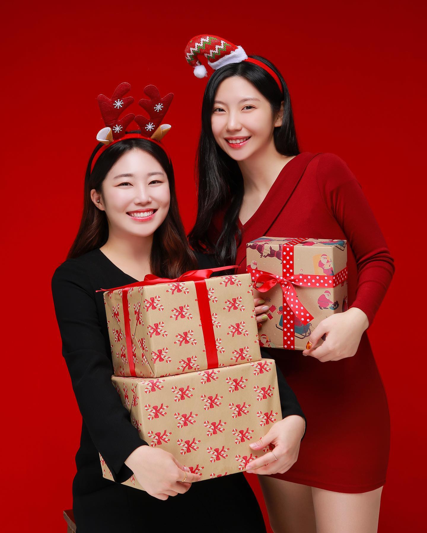 크리스마스 맞이 스폿라이트에서 추억남기기🎄
사진맛집 스폿라이트에서 계절별로 사진 남겨줘야쥬〰️
이번에도 우리 너무 귀여워,,🤧