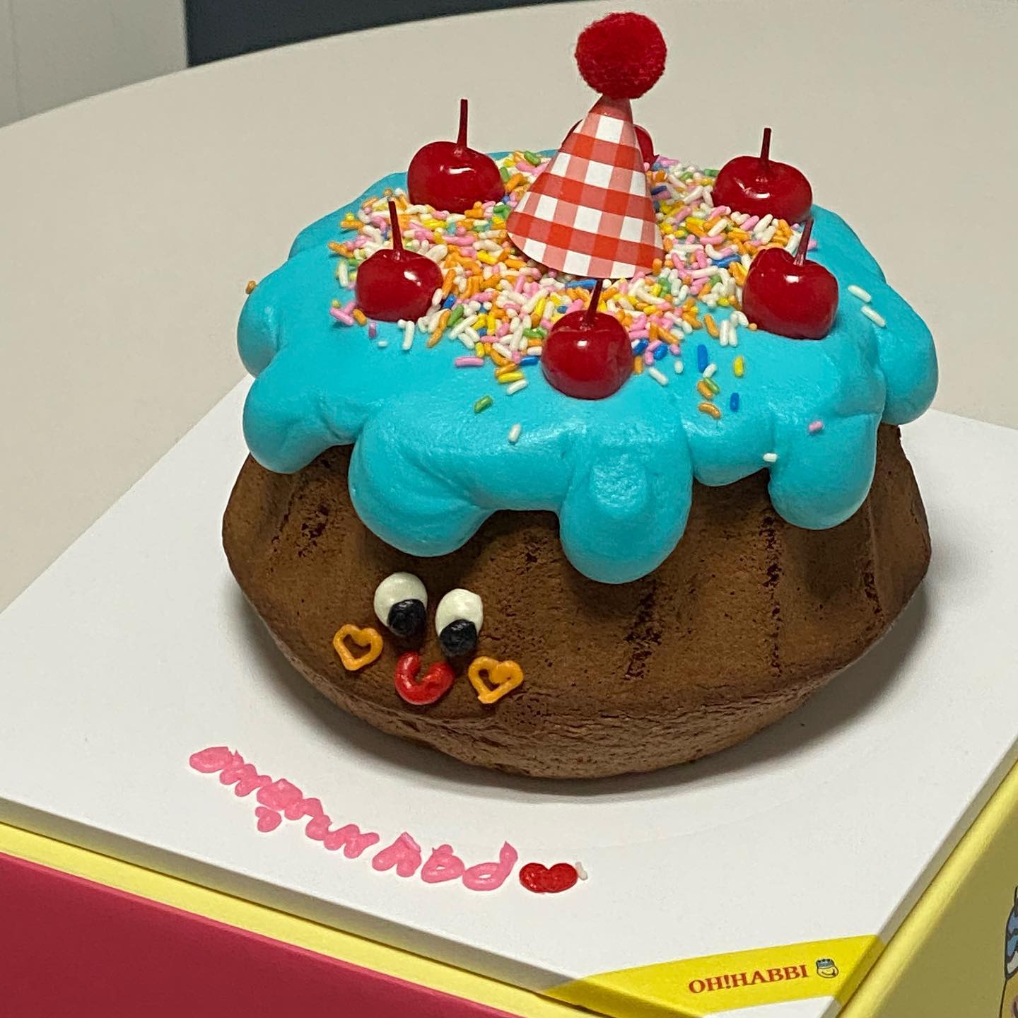 원래 생일은 한달동안 이라구 !!!
#HBD#1204