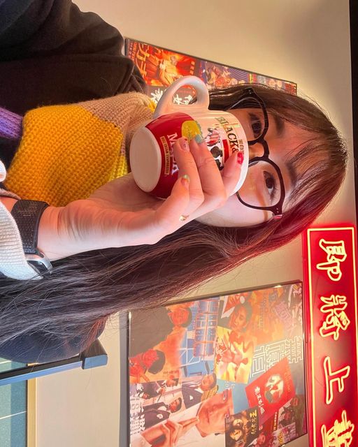 多恩 on Instagram: "#광고 안경을 새로 맞췄어요🕶🤍 이번에 안경이 부러지면서 안경 부러질 일 없도록 튼튼한 안경을 만나본 친환경 아이웨어 브랜드#S7ILUVU 🔳 안경과 다리의 분리/조립이