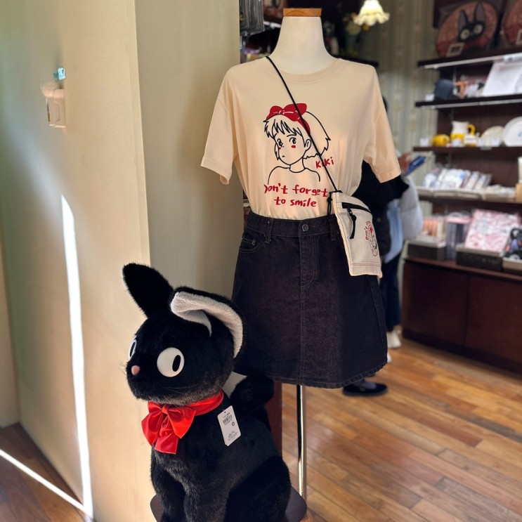 [서울 / 연남] 마녀배달부키키카페,코리코카페 🐾 주말 오픈런 굿즈구경 한정메뉴맛보기 숨은메뉴추천