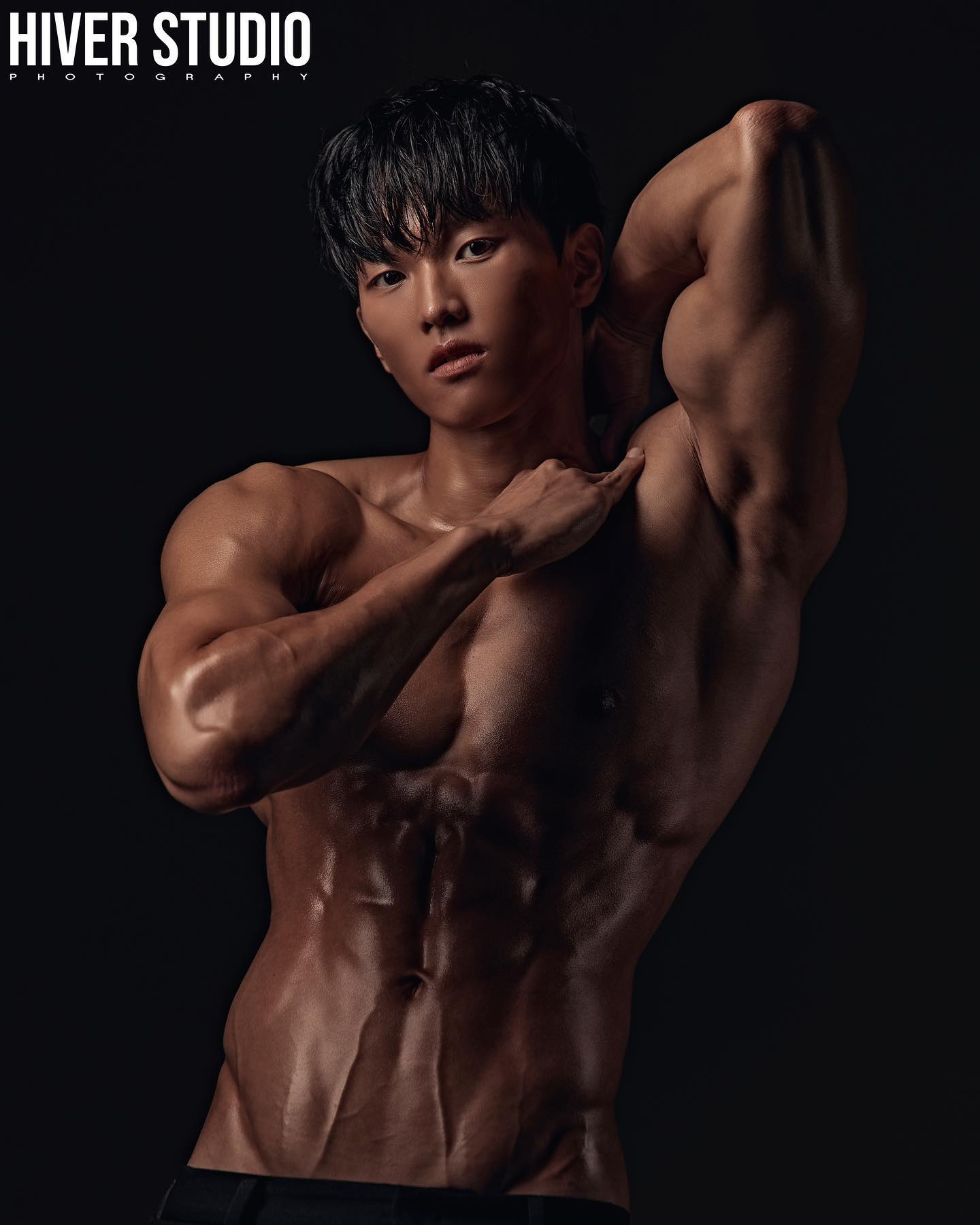 Concept 2

PT: muscle_bro_min 
📸: hiver_studio