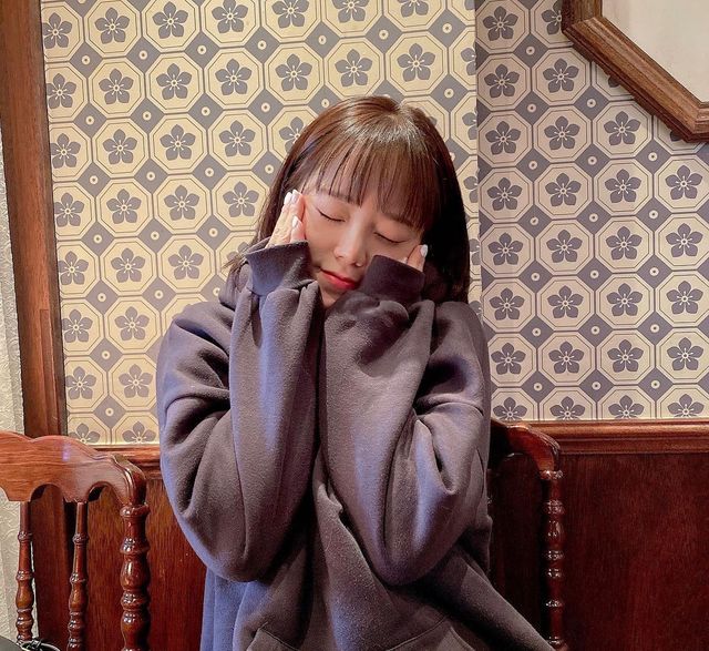 수진 on Instagram: "#협찬 오랜만에 추억의 안양일번가 방문😉 칼칼스키야키 나베+우동사리 조합 최고👍 야채튀긴거 안좋아하는 나도 먹는 코돈부르치즈돈까스😉 맛있는 술집에서 시원하게