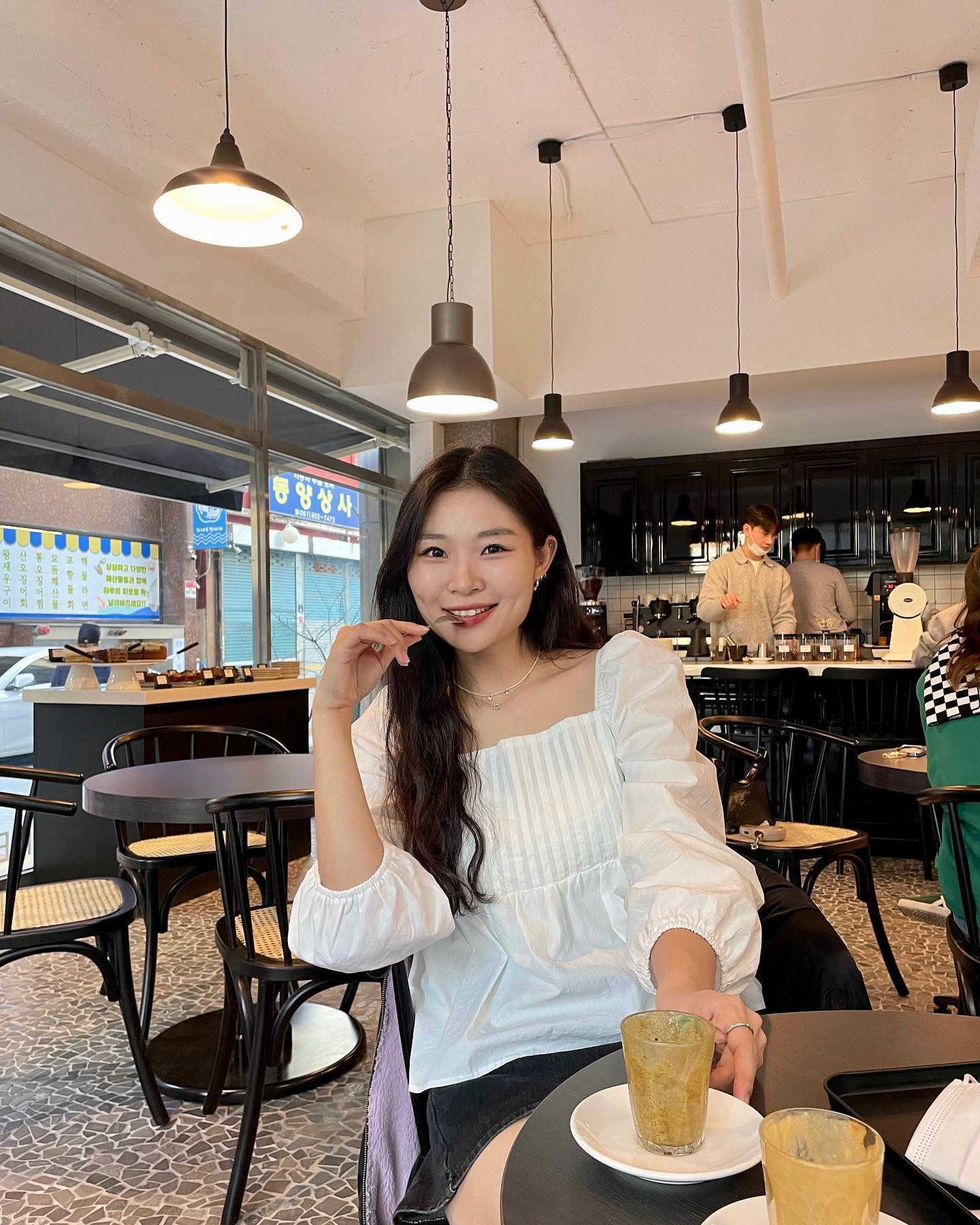 에스프레쑥..? 할미 취향 탕탕이🔫